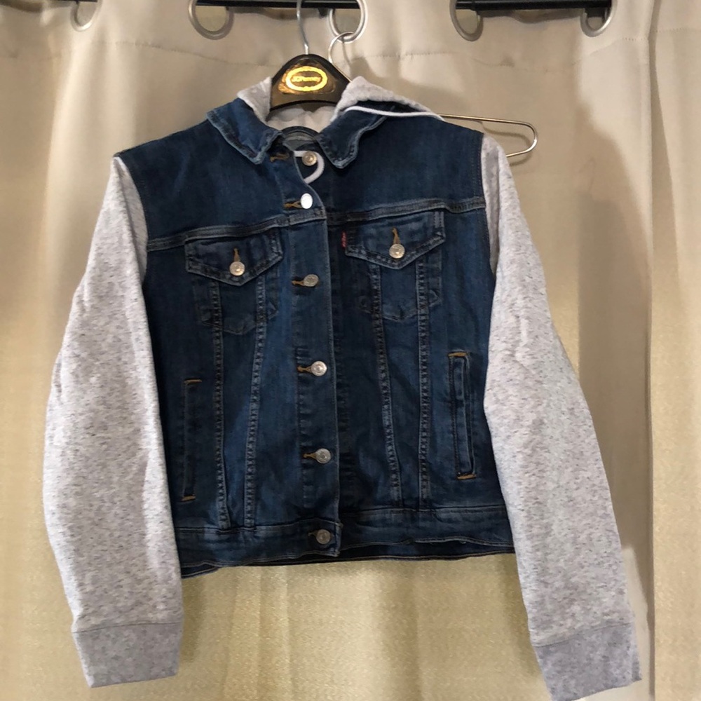 Levi’s jean jacket with hood 3456